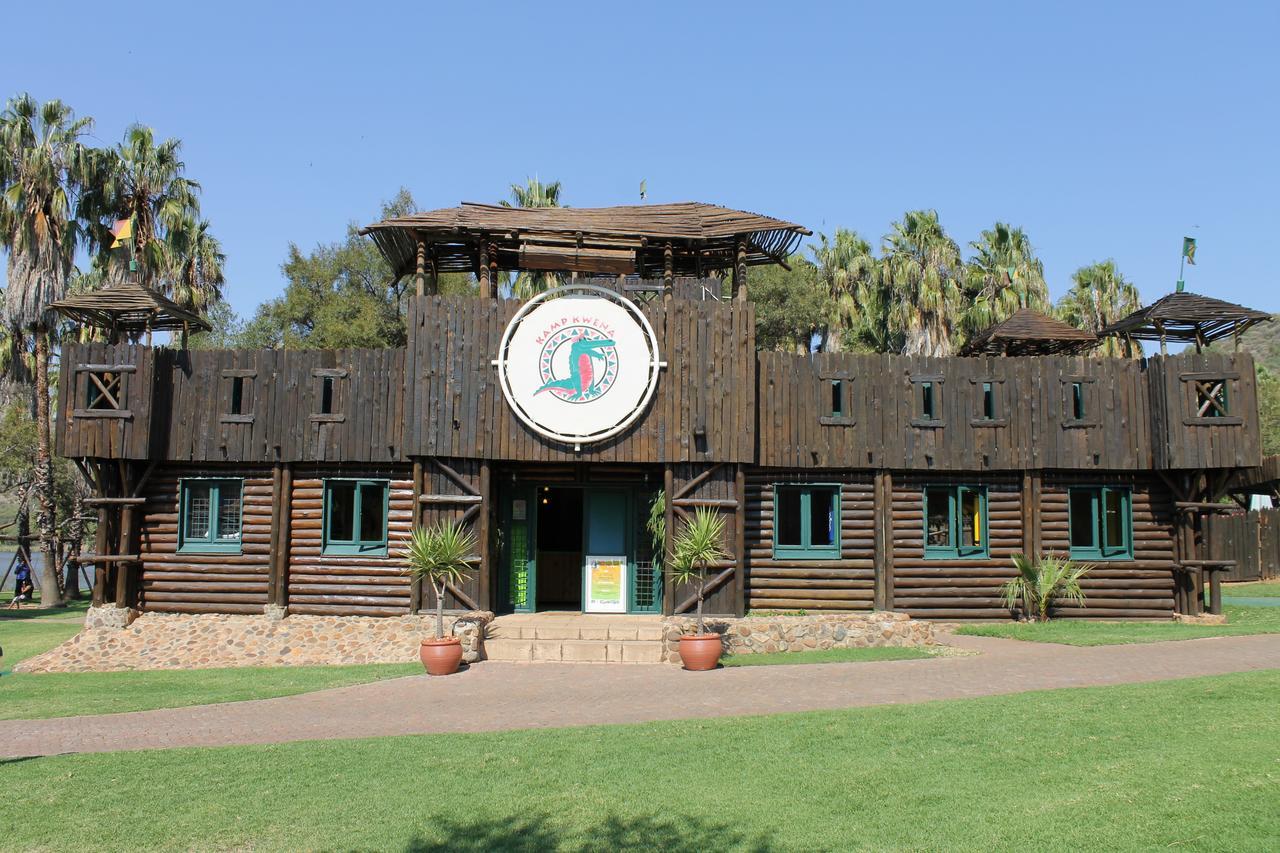 Bush Bungalows At Sun City Resort Rustenburg Bagian luar foto